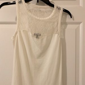 Beautiful top with lace trim